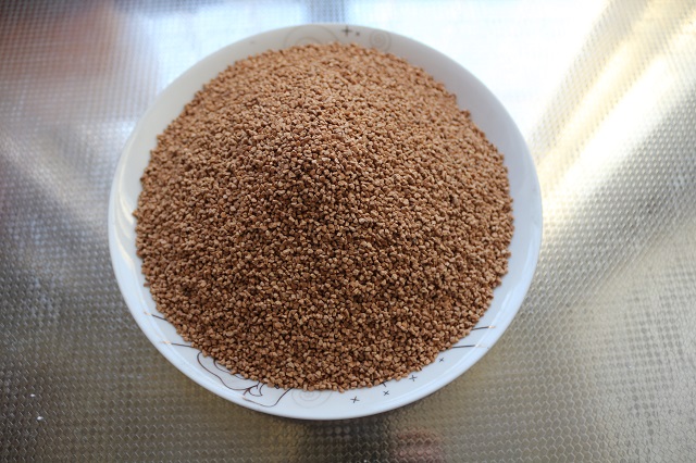 含油污水處理材料果殼濾料的特點與作用有哪些？